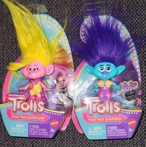 The DreamWorks Trolls Band Together Viva and Branch Small Dolls